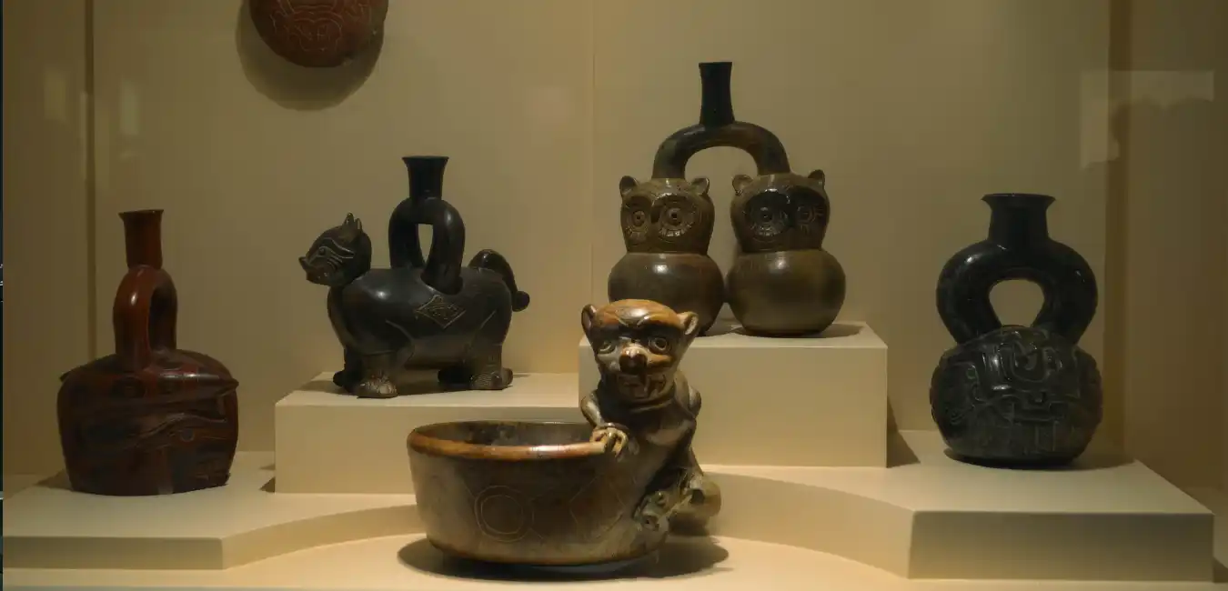 Collection of pre-Columbian ceramic vessels