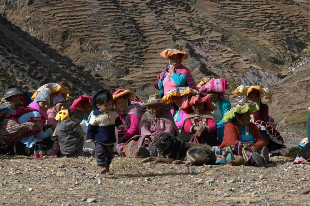 Community Assistance in Chillihuani