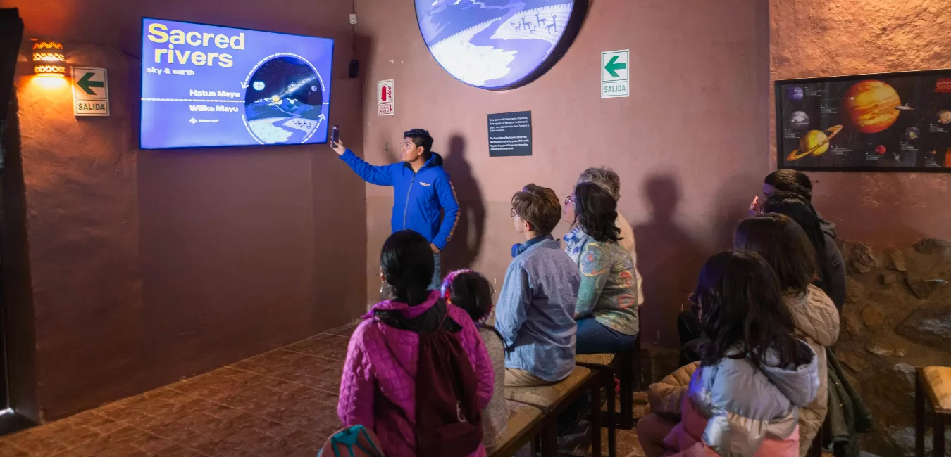 Planetarium astronomy experience Cusco