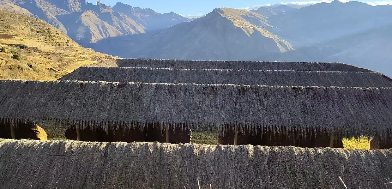 Ancient Inca ruins at Huchuy Qosqo with panoramic views 
