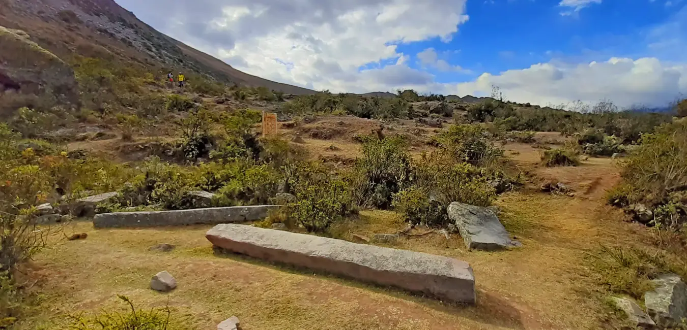 Piedras cansadas en Inti Punku