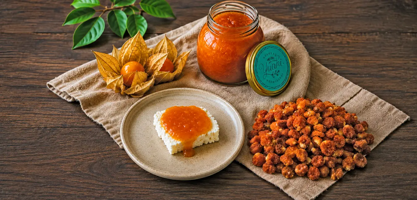 Cape gooseberry jam and dried fruit