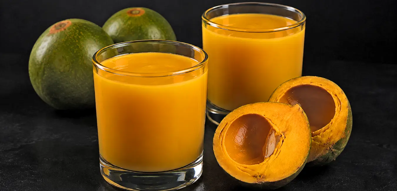 Fresh Lúcuma juice.