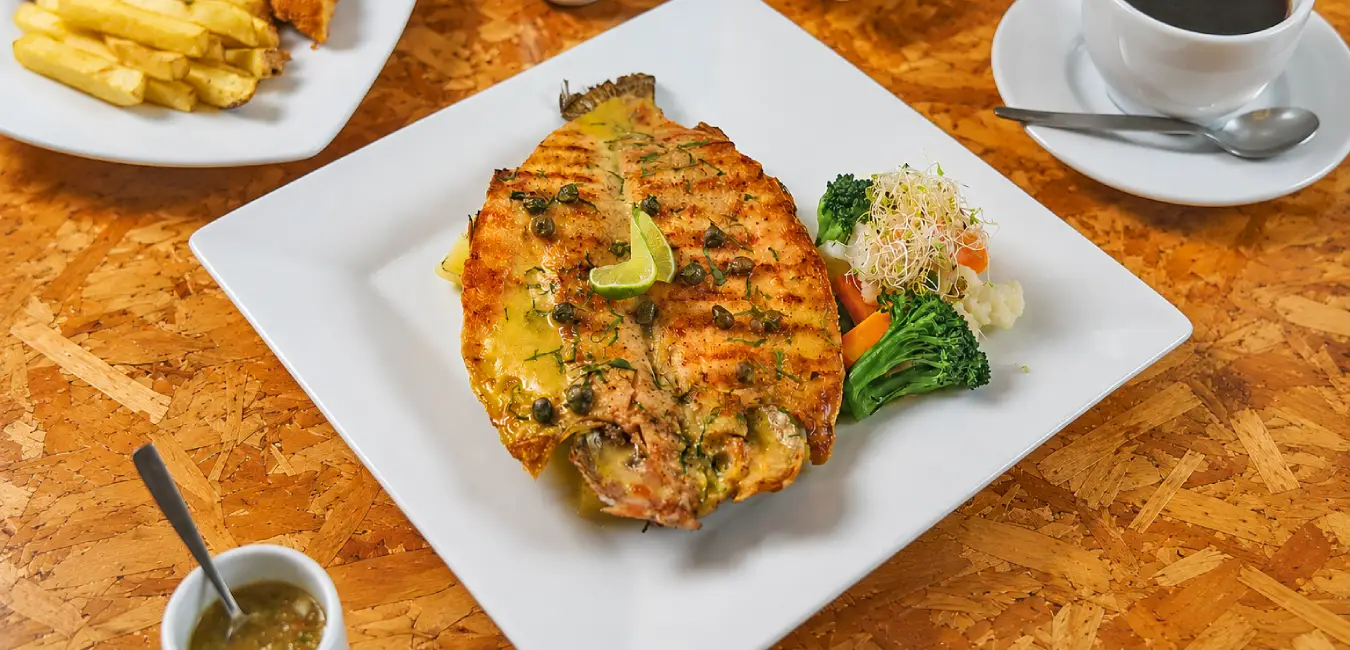 Trucha frita en salsa meunière en Huaraz