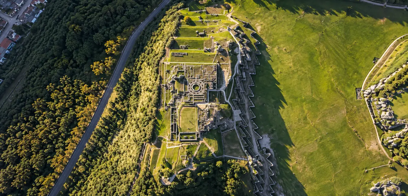  Inca architecture of Sacsayhuaman