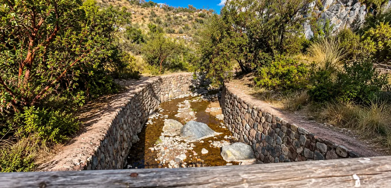 Canalización del rio Chakan en el Balcón del Diablo