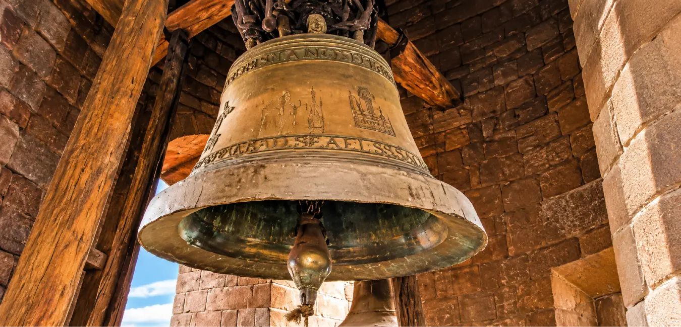 Campana María Angola en la catedral de Cusco