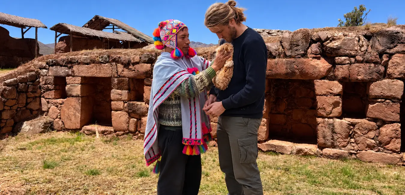 Pago a la tierra en Huchuy Qosqo