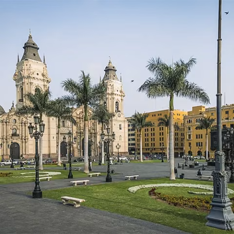 Lima tours to explore the Historic Center, Miraflores, Barranco, Pachacamac, and other attractions