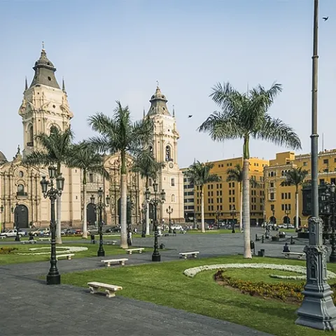 Lima tours to explore the Historic Center, Miraflores, Barranco, Pachacamac, and other attractions